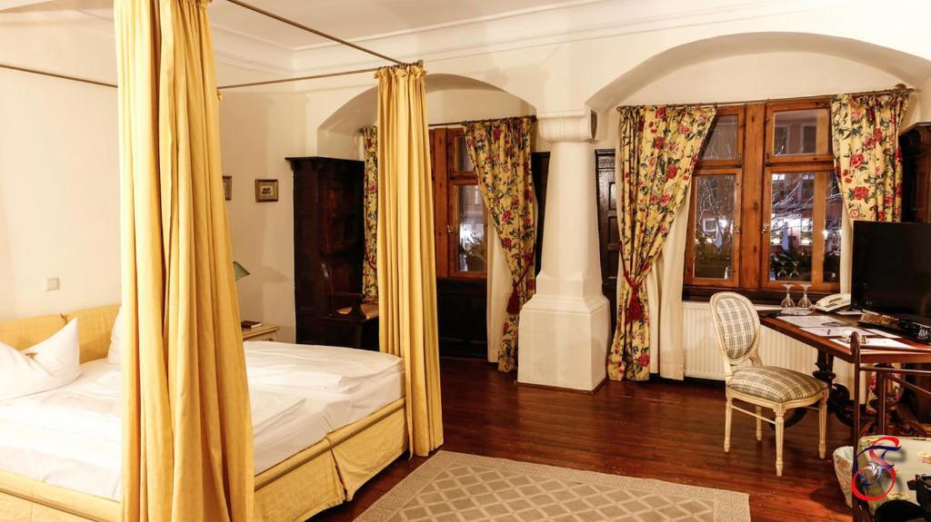 Hotel Adler Рудолщат Екстериор снимка